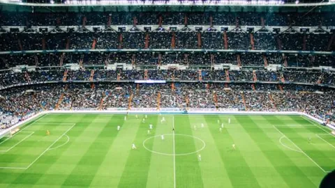 长春球迷骑行赴大连为亚泰队加油鼓劲